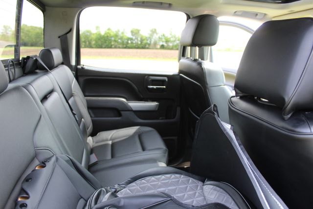 2015 Chevrolet Silverado 2500HD 4x4 LTZ | Roscoe, IL | Autoland Outlets 2015 Chevrolet Silverado 2500HD 4x4 LTZ | Roscoe, IL | Autoland Outlets