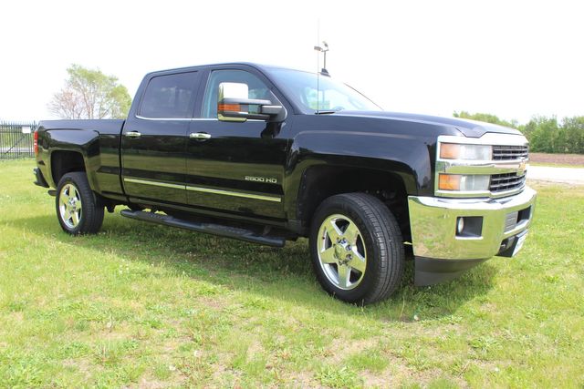 2015 Chevrolet Silverado 2500HD Diesel 4x4 LTZ | Roscoe, IL | Autoland Outlets 2015 Chevrolet Silverado 2500HD Diesel 4x4 LTZ | Roscoe, IL | Autoland Outlets