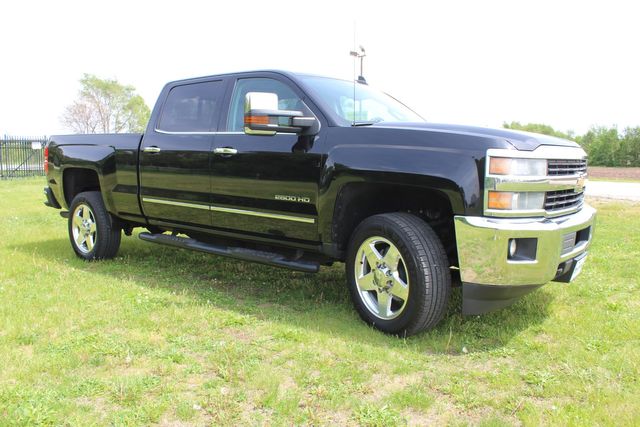 2015 Chevrolet Silverado 2500HD Diesel 4x4 LTZ | Roscoe, IL | Autoland Outlets