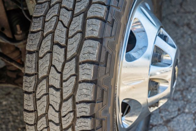 2015 Chevrolet Silverado 3500HD LTZ LONG BED DRW 4X4 LOW MILES / LOADED / DURAMAX | Dallas, TX | Rocky Mountain Truck Stop Dallas 2015 Chevrolet Silverado 3500HD LTZ LONG BED DRW 4X4 LOW MILES / LOADED / DURAMAX | Dallas, TX | Rocky Mountain Truck Stop Dallas