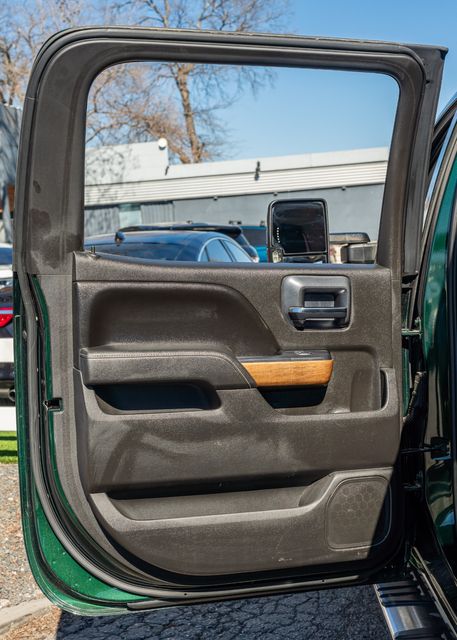 2015 Chevrolet Silverado 3500HD LTZ LONG BED DRW 4X4 LOW MILES / LOADED / DURAMAX | Austin, TX | Rocky Mountain Truck Stop Austin