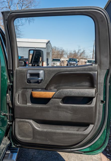 2015 Chevrolet Silverado 3500HD LTZ LONG BED DRW 4X4 LOW MILES / LOADED / DURAMAX | Austin, TX | Rocky Mountain Truck Stop Austin