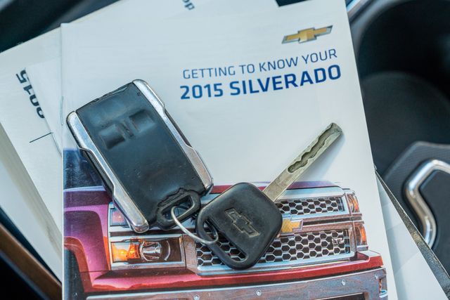 2015 Chevrolet Silverado 3500HD LTZ LONG BED DRW 4X4 LOW MILES / LOADED / DURAMAX | Austin, TX | Rocky Mountain Truck Stop Austin