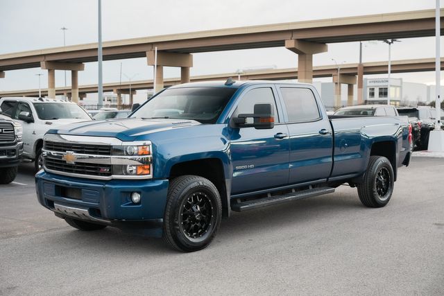 2015 Chevrolet Silverado 3500HD LT Z71 / LONG BED CREW CAB SRW / 4X4 DURAMAX | Austin, TX | Rocky Mountain Truck Stop Austin 2015 Chevrolet Silverado 3500HD LT Z71 / LONG BED CREW CAB SRW / 4X4 DURAMAX | Austin, TX | Rocky Mountain Truck Stop Austin