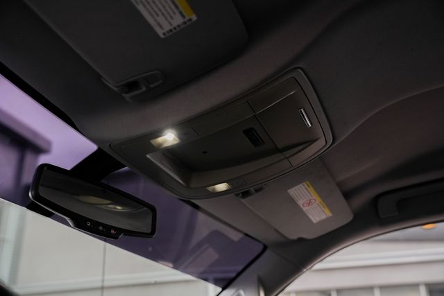 2015 Chevrolet Silverado 3500HD LT Z71 / LONG BED CREW CAB SRW / 4X4 DURAMAX | Austin, TX | Rocky Mountain Truck Stop Austin