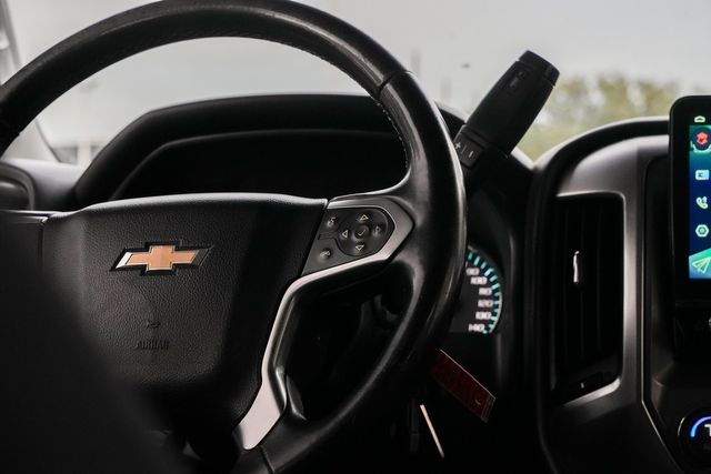 2015 Chevrolet Silverado 3500HD LT Z71 / LONG BED CREW CAB SRW / 4X4 DURAMAX | Austin, TX | Rocky Mountain Truck Stop Austin