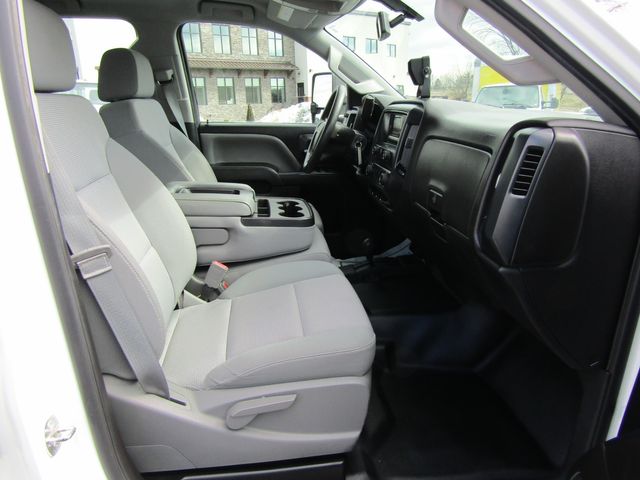 2015 Chevrolet Silverado 3500HD Crew Cab 4x4 with 9' Stake Body and Lift Gate 2015 Chevrolet Silverado 3500HD Crew Cab 4x4 with 9' Stake Body and Lift Gate