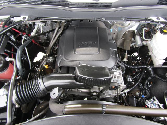 2015 Chevrolet Silverado 3500HD Crew Cab 4x4 with 9' Stake Body and Lift Gate 2015 Chevrolet Silverado 3500HD Crew Cab 4x4 with 9' Stake Body and Lift Gate