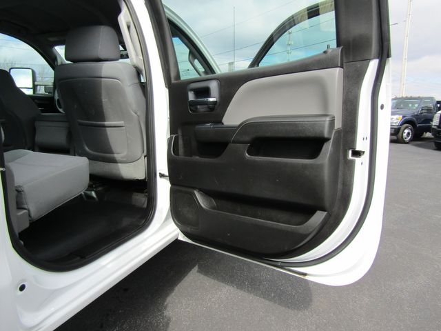 2015 Chevrolet Silverado 3500HD Crew Cab 4x4 with 9' Stake Body and Lift Gate