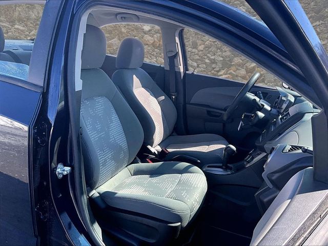 2015 Chevrolet Sonic LS Auto