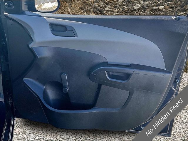 2015 Chevrolet Sonic LS Auto