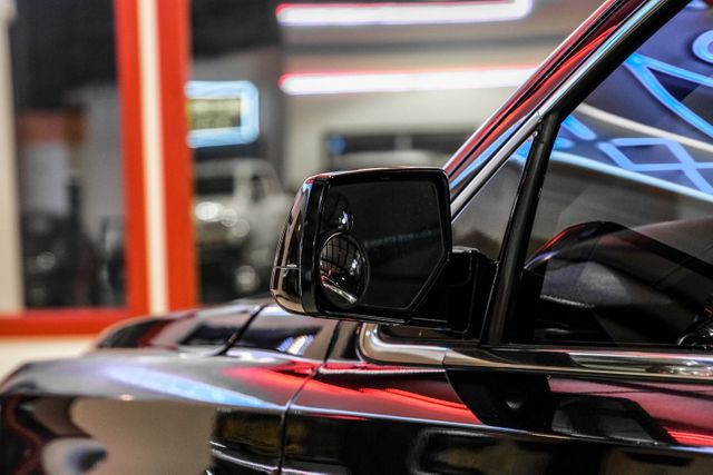 2015 Chevrolet Suburban LT | Addison, TX | Mr Car Guys