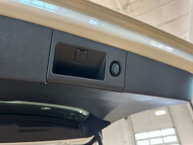 2015 Chevrolet Tahoe LTZ | Irving, Texas | Hopper Motorplex