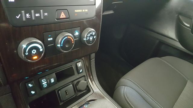 2015 Chevrolet Traverse LT | Carrollton, TX | Legend Motorcars of Carrollton 2015 Chevrolet Traverse LT | Carrollton, TX | Legend Motorcars of Carrollton