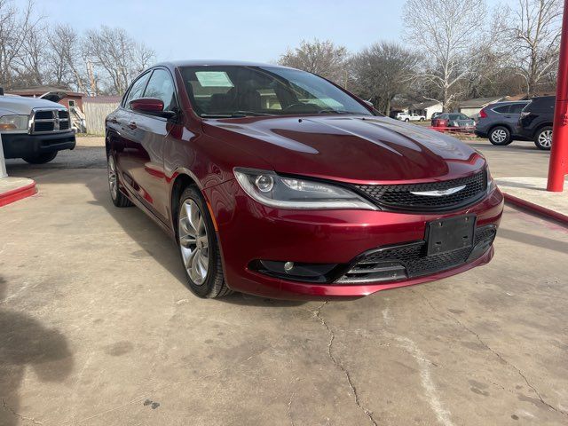 2015 Chrysler 200 S