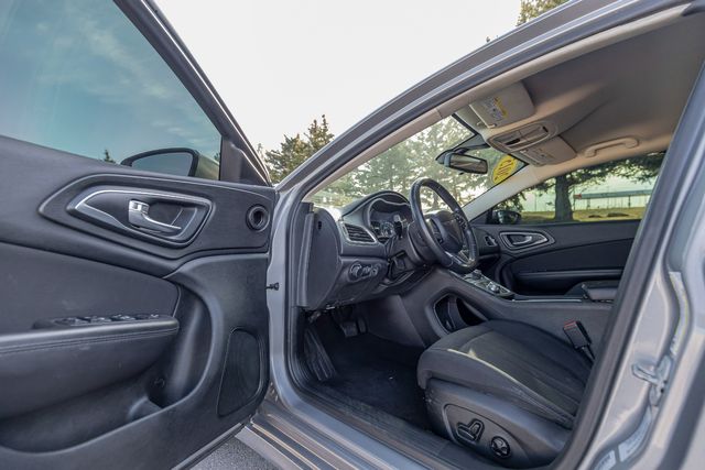 2015 Chrysler 200 Limited | Great Falls, Montana | Bleskin Motor Company 2015 Chrysler 200 Limited | Great Falls, Montana | Bleskin Motor Company