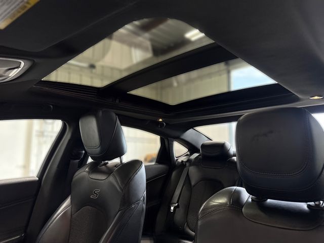 2015 Chrysler 200 S | Houston, TX | Texas Star Motors 2015 Chrysler 200 S | Houston, TX | Texas Star Motors