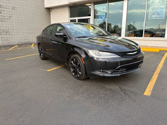 2015 Chrysler 200 S