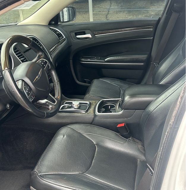 2015 Chrysler 300 300C