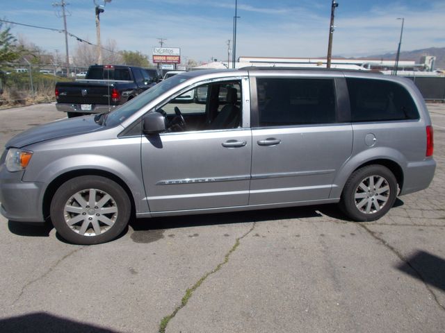 2015 Chrysler Town and Country Touring