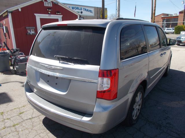 2015 Chrysler Town and Country Touring