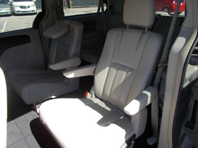 2015 Chrysler Town and Country Touring 2015 Chrysler Town and Country Touring