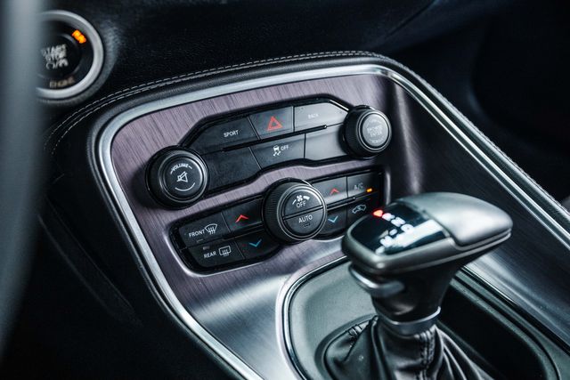 2015 Dodge Challenger R/T | Addison, TX | Apex Auto Sports