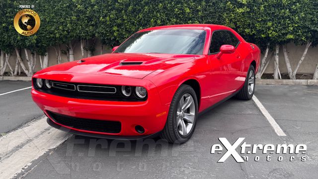 2015 Dodge Challenger SXT