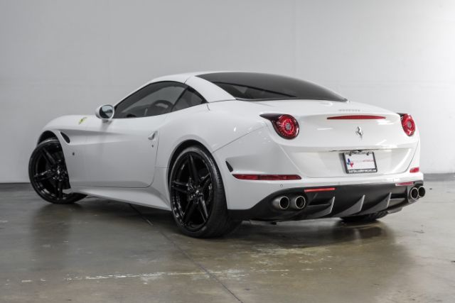 2015 Ferrari California T 3.9L V8 Twin Turbo Staggered SV-F Wheels Pirelli | Dallas, TX | East Dallas Diesel 2015 Ferrari California T 3.9L V8 Twin Turbo Staggered SV-F Wheels Pirelli | Dallas, TX | East Dallas Diesel