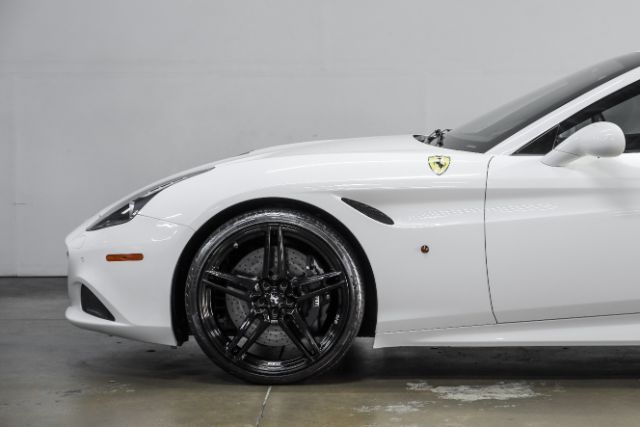 2015 Ferrari California T 3.9L V8 Twin Turbo Staggered SV-F Wheels Pirelli | Dallas, TX | East Dallas Diesel 2015 Ferrari California T 3.9L V8 Twin Turbo Staggered SV-F Wheels Pirelli | Dallas, TX | East Dallas Diesel
