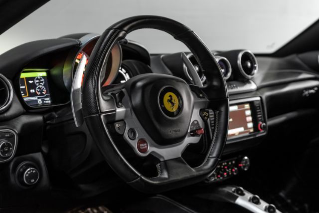 2015 Ferrari California T 3.9L V8 Twin Turbo Staggered SV-F Wheels Pirelli | Dallas, TX | East Dallas Diesel 2015 Ferrari California T 3.9L V8 Twin Turbo Staggered SV-F Wheels Pirelli | Dallas, TX | East Dallas Diesel