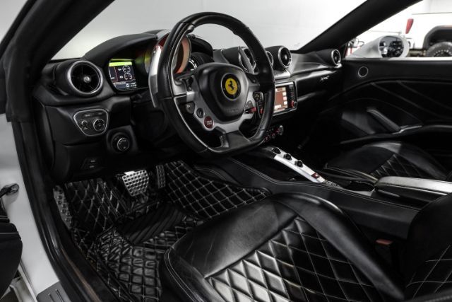 2015 Ferrari California T 3.9L V8 Twin Turbo Staggered SV-F Wheels Pirelli | Dallas, TX | East Dallas Diesel 2015 Ferrari California T 3.9L V8 Twin Turbo Staggered SV-F Wheels Pirelli | Dallas, TX | East Dallas Diesel