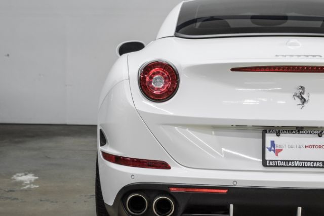 2015 Ferrari California T 3.9L V8 Twin Turbo Staggered SV-F Wheels Pirelli | Dallas, TX | East Dallas Diesel 2015 Ferrari California T 3.9L V8 Twin Turbo Staggered SV-F Wheels Pirelli | Dallas, TX | East Dallas Diesel
