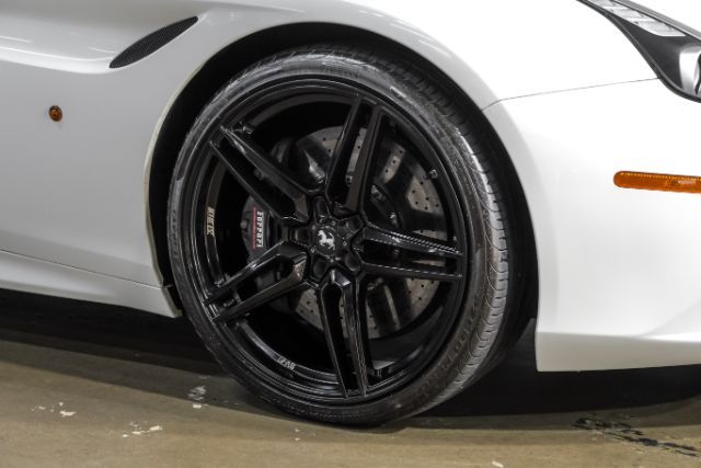 2015 Ferrari California T 3.9L V8 Twin Turbo Staggered SV-F Wheels Pirelli | Dallas, TX | East Dallas Diesel 2015 Ferrari California T 3.9L V8 Twin Turbo Staggered SV-F Wheels Pirelli | Dallas, TX | East Dallas Diesel