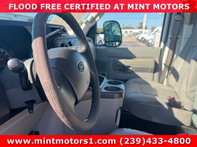 2015 Ford E-Series E-350 SD | Fort Myers, FL | Mint Motors 2015 Ford E-Series E-350 SD | Fort Myers, FL | Mint Motors