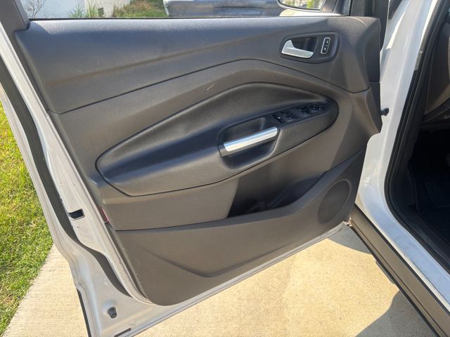 2015 Ford Escape SE | Brea, CA | Zeus Auto Dealers