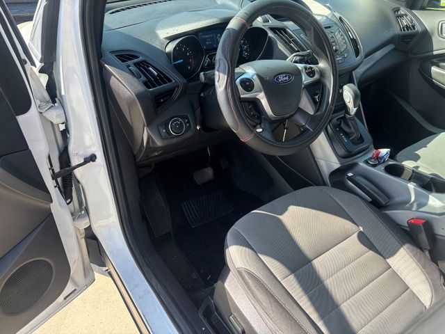 2015 Ford Escape SE | Brea, CA | Zeus Auto Dealers 2015 Ford Escape SE | Brea, CA | Zeus Auto Dealers