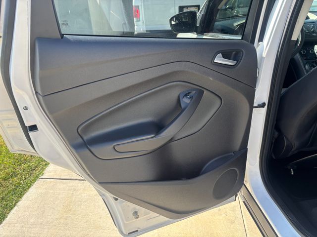 2015 Ford Escape SE | Brea, CA | Zeus Auto Dealers 2015 Ford Escape SE | Brea, CA | Zeus Auto Dealers