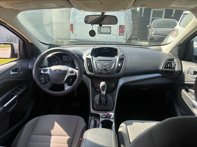 2015 Ford Escape SE | Brea, CA | Zeus Auto Dealers 2015 Ford Escape SE | Brea, CA | Zeus Auto Dealers