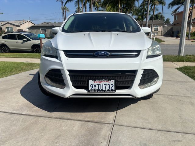 2015 Ford Escape SE | Brea, CA | Zeus Auto Dealers 2015 Ford Escape SE | Brea, CA | Zeus Auto Dealers