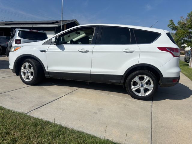 2015 Ford Escape SE | Brea, CA | Zeus Auto Dealers 2015 Ford Escape SE | Brea, CA | Zeus Auto Dealers