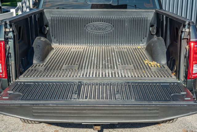 2015 Ford F-150 XLT CREW CAB FX4 / 5.0 V8 / 4X4 / CLEAN CARFAX | Dallas, TX | Rocky Mountain Truck Stop Dallas 2015 Ford F-150 XLT CREW CAB FX4 / 5.0 V8 / 4X4 / CLEAN CARFAX | Dallas, TX | Rocky Mountain Truck Stop Dallas