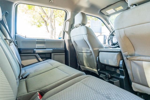 2015 Ford F-150 XLT CREW CAB FX4 / 5.0 V8 / 4X4 / CLEAN CARFAX | Austin, TX | Rocky Mountain Truck Stop Austin 2015 Ford F-150 XLT CREW CAB FX4 / 5.0 V8 / 4X4 / CLEAN CARFAX | Austin, TX | Rocky Mountain Truck Stop Austin