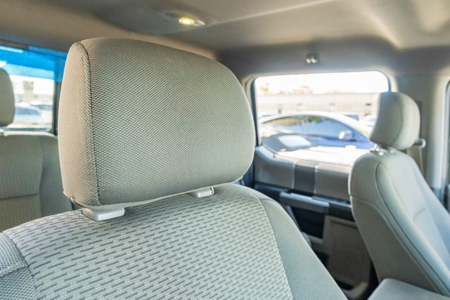 2015 Ford F-150 XLT CREW CAB FX4 / 5.0 V8 / 4X4 / CLEAN CARFAX | Austin, TX | Rocky Mountain Truck Stop Austin 2015 Ford F-150 XLT CREW CAB FX4 / 5.0 V8 / 4X4 / CLEAN CARFAX | Austin, TX | Rocky Mountain Truck Stop Austin