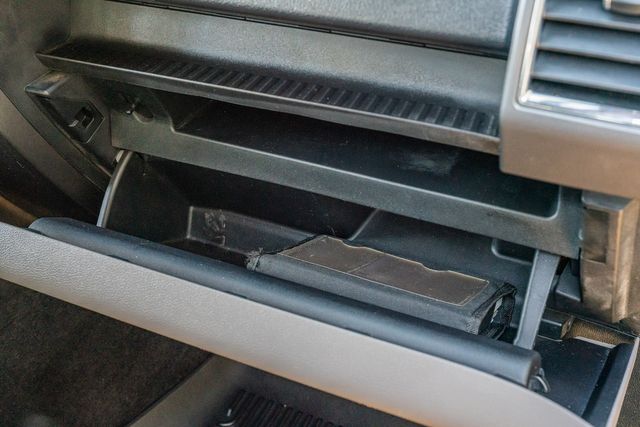 2015 Ford F-150 XLT CREW CAB FX4 / 5.0 V8 / 4X4 / CLEAN CARFAX | Austin, TX | Rocky Mountain Truck Stop Austin 2015 Ford F-150 XLT CREW CAB FX4 / 5.0 V8 / 4X4 / CLEAN CARFAX | Austin, TX | Rocky Mountain Truck Stop Austin