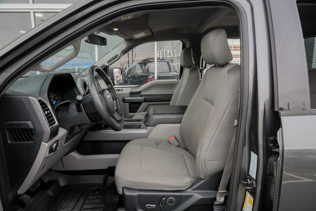 2015 Ford F-150 XLT CREW CAB RWD / LOW MILES / 5.0L V-8 | Austin, TX | Rocky Mountain Truck Stop Austin 2015 Ford F-150 XLT CREW CAB RWD / LOW MILES / 5.0L V-8 | Austin, TX | Rocky Mountain Truck Stop Austin