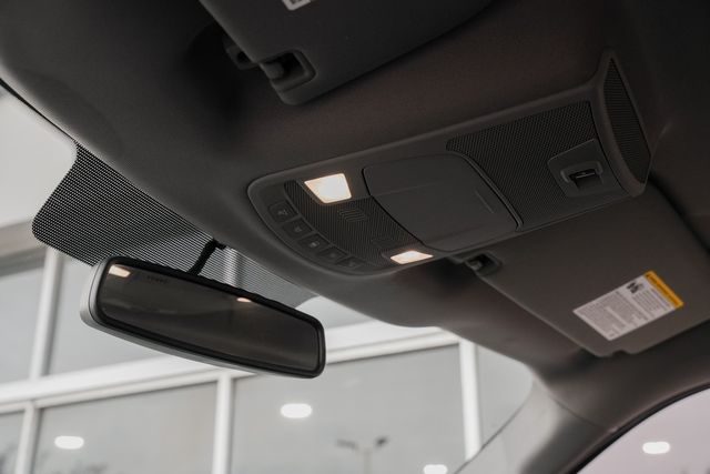 2015 Ford F-150 XLT CREW CAB RWD / LOW MILES / 5.0L V-8 | Austin, TX | Rocky Mountain Truck Stop Austin 2015 Ford F-150 XLT CREW CAB RWD / LOW MILES / 5.0L V-8 | Austin, TX | Rocky Mountain Truck Stop Austin