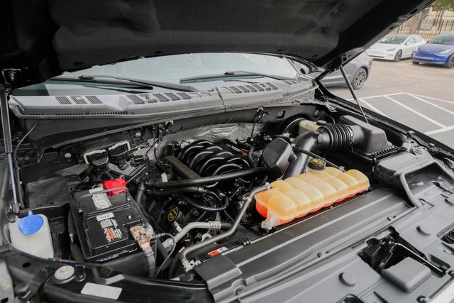 2015 Ford F-150 XLT CREW CAB RWD / LOW MILES / 5.0L V-8 | Austin, TX | Rocky Mountain Truck Stop Austin