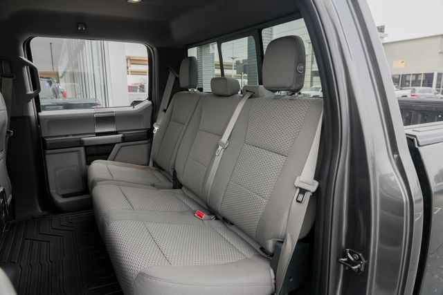 2015 Ford F-150 XLT CREW CAB RWD / LOW MILES / 5.0L V-8 | Austin, TX | Rocky Mountain Truck Stop Austin