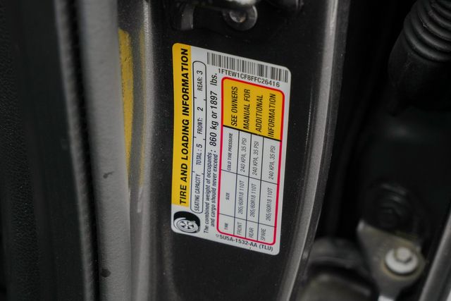 2015 Ford F-150 XLT CREW CAB RWD / LOW MILES / 5.0L V-8 | Austin, TX | Rocky Mountain Truck Stop Austin